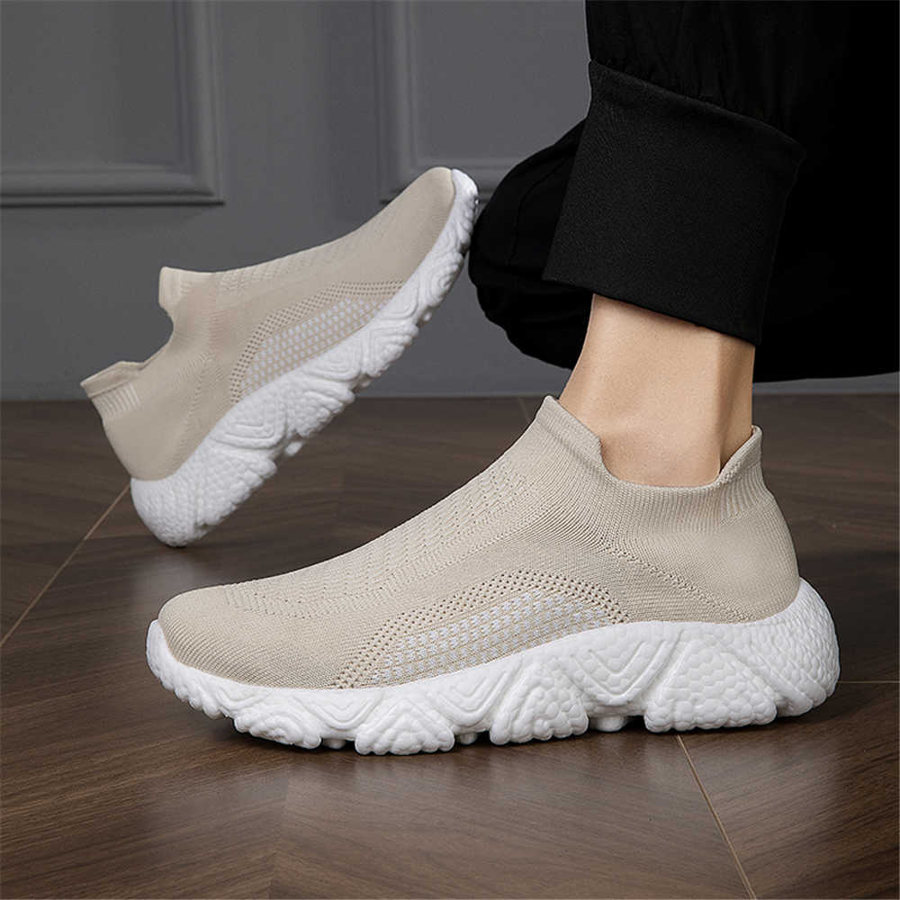 Men Shoes Runners - يزيد المظهر المسطح أحذية رياضية كلاسيكية