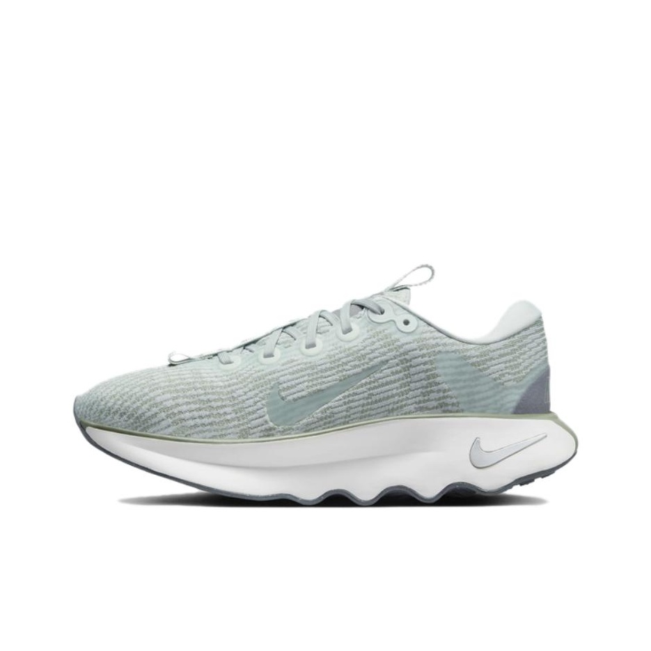 Men Shoes Nike - حذاء نايك موتيفا لو توب للمشي