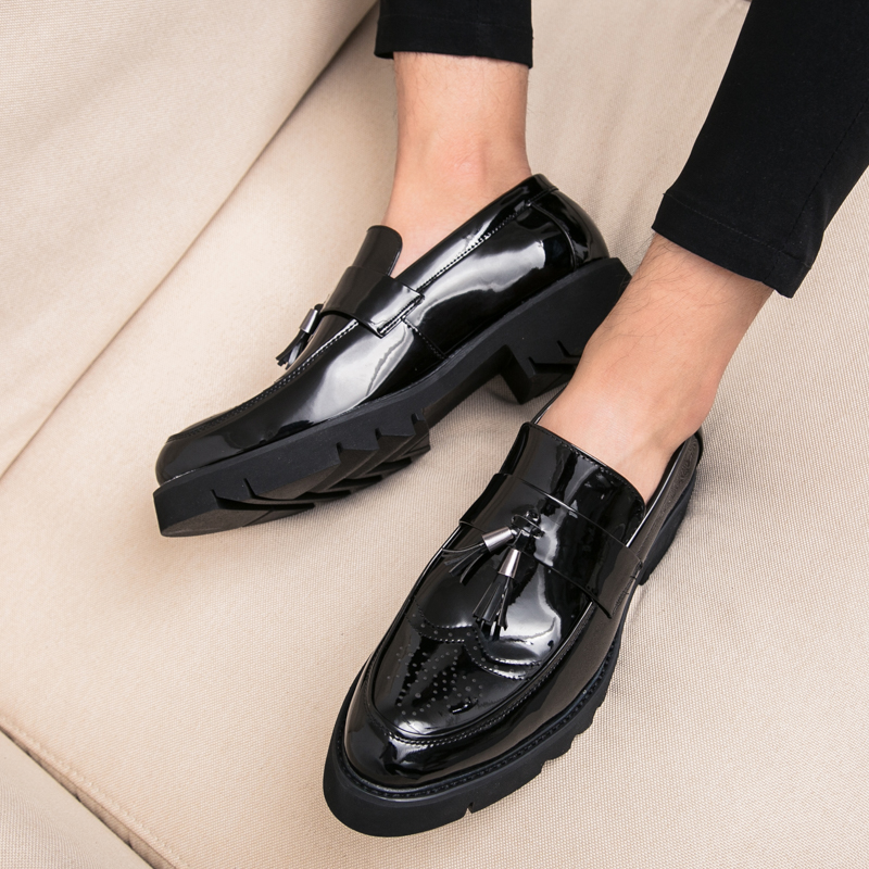 الموضة الذهبية الرجال عادية ال - مراجعة Men Shoes Prada وسعره