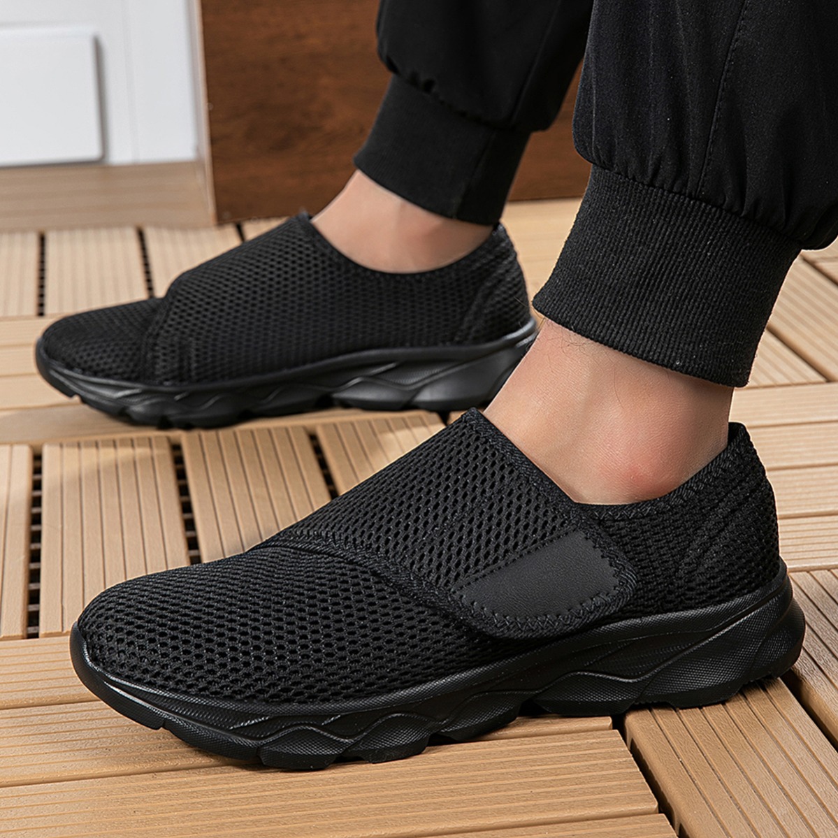 أحذية رجالية جديدة للمشي مصنوع - مراجعة Men Shoes Velcro وسعره