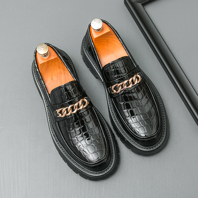 أحذية كلاسيكية للرجال باللون ا - مراجعة Men Shoes Prada وسعره
