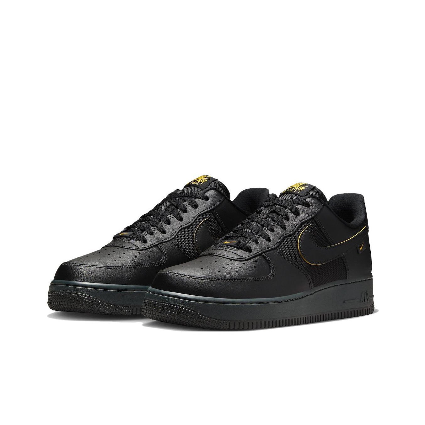 حذاء نايك إير فورس 1 منخفض الر - مراجعة Men'S Shoes Nike Air Force وسعره