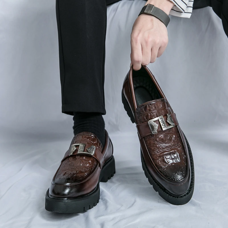 رجل المتسكعون حفلة الأعمال سمي - مراجعة Men Shoes Prada وسعره