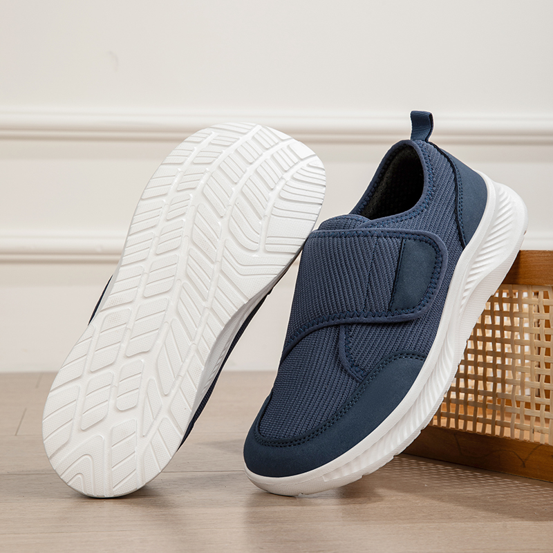 أحذية رجالية واسعة الشكل مصنوع - مراجعة Men Shoes Velcro وسعره