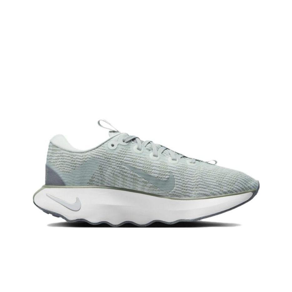 حذاء نايك موتيفا لو توب للمشي  - مراجعة Men Shoes Nike وسعره