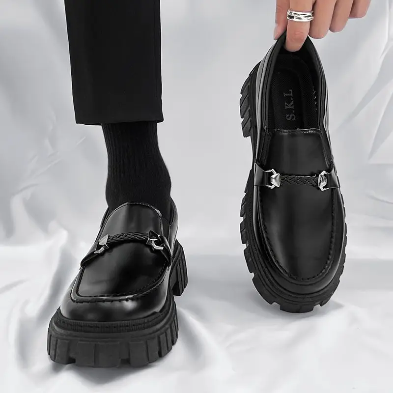 منصة الرجال أحذية جلدية بدون ك - مراجعة Men Shoes Prada وسعره