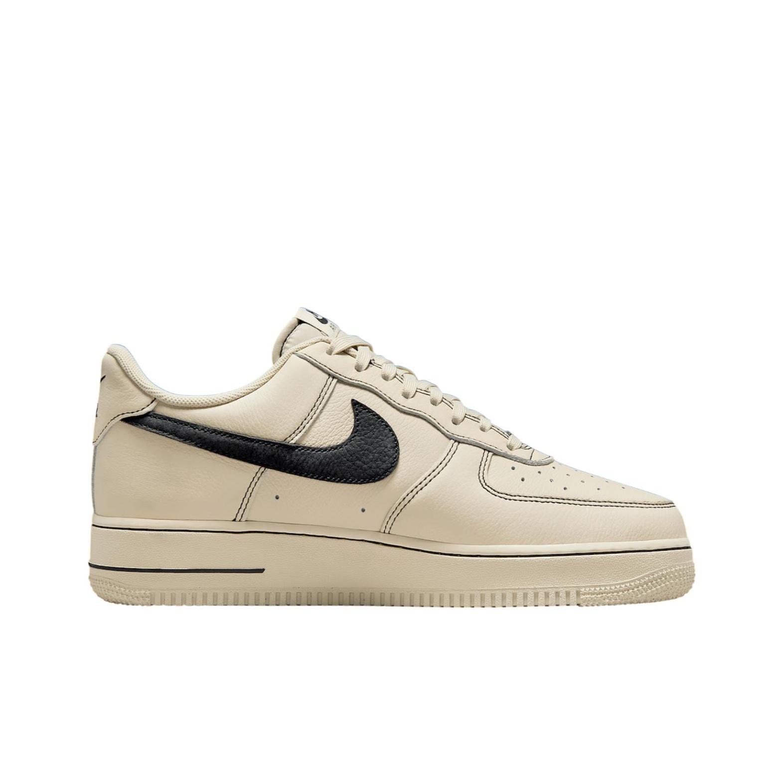 حذاء نايك إير فورس 1 من جلد ال - مراجعة Men'S Shoes Nike Air Force وسعره